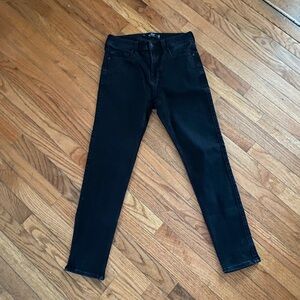 Hollister Black Skinny Jeans Sleek Fit